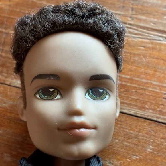 Five Bratz Boy Dolls 2003 - Picture 6 of 16